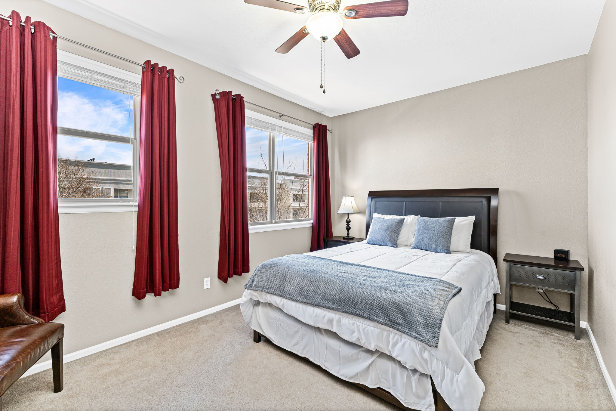 Clean and tastefully decorated 1 Bedroom/2.5 Bath 3-level townhome in Olde Arvada. Features a 2-car attached garage with tandem parking, fireplace, balcony, walk-in closet, and an office area with a desk. The washer and dryer are on the 3rd level.

The Water Tower Village community has a pool, hot tub, and gym.

Water Town Village is located close to RTD light rail, adjacent to Old Town Arvada and shopping center to its south. This area offers restaurants, shopping, specialty shopping, coffee shops, pizza parlors